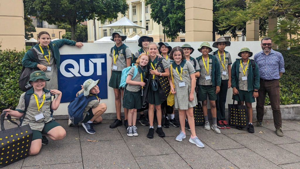 Young-ICT-Explorers-visit-QUT Young ICT Explorers visit QUT