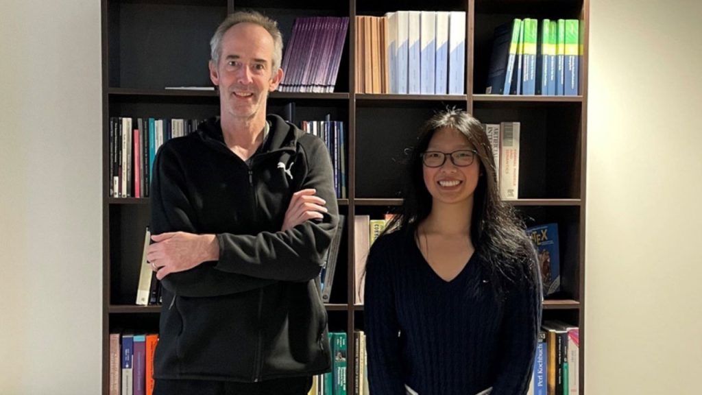 Yueqing Xuan (right) and Prof Maarten de Rijke at the University of Amsterdam