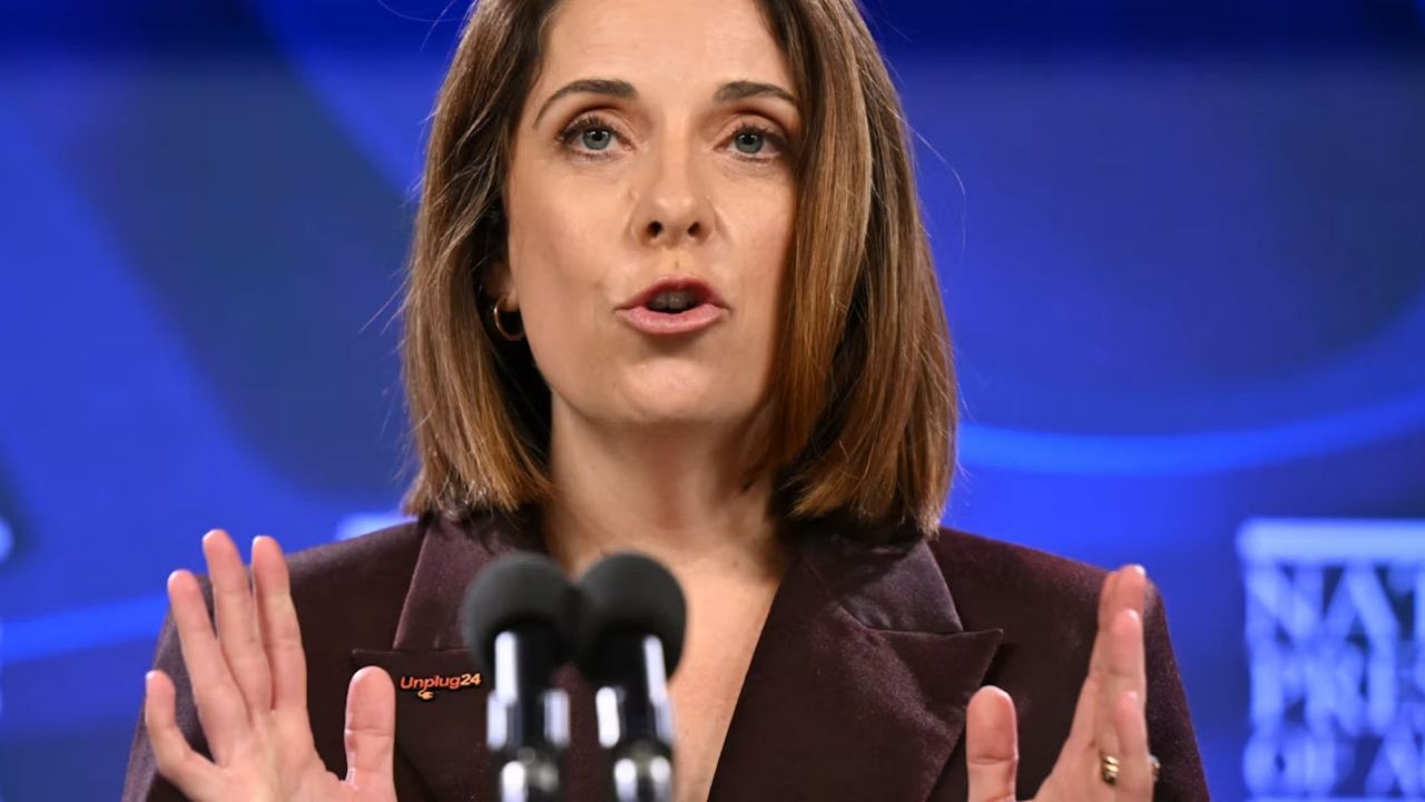 Australia’s ‘digital duty of care’ was just introduced to parliament. So what’s in the bill?